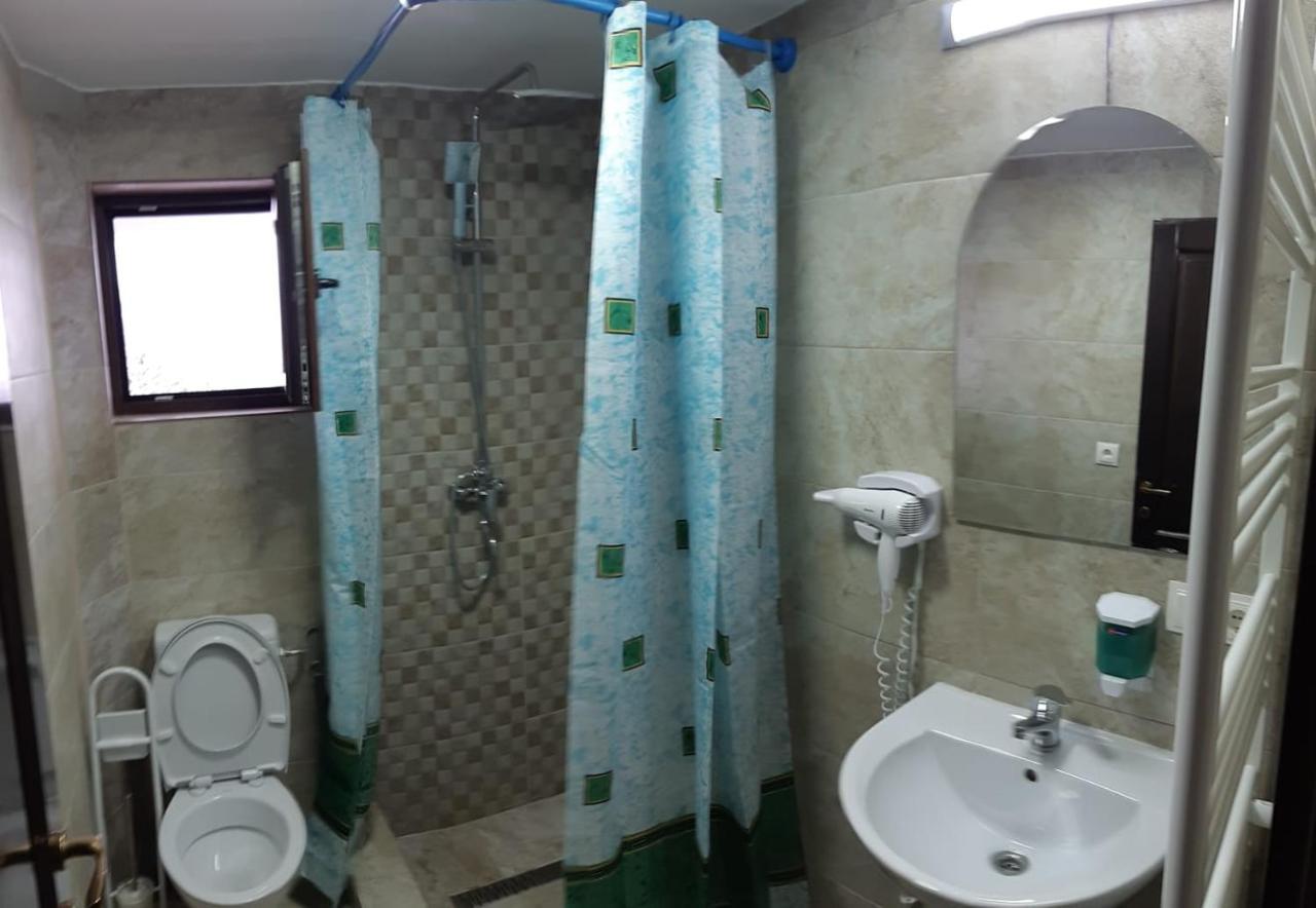 Perla Hotel Colibita Luaran gambar