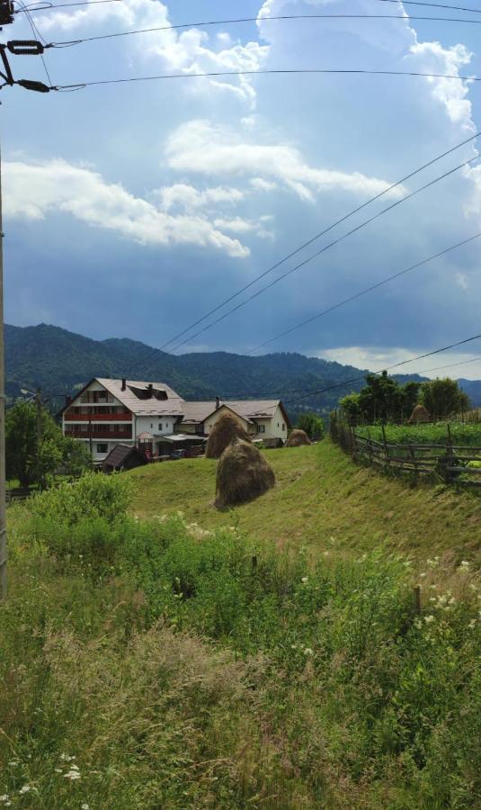 Perla Hotel Colibita Luaran gambar