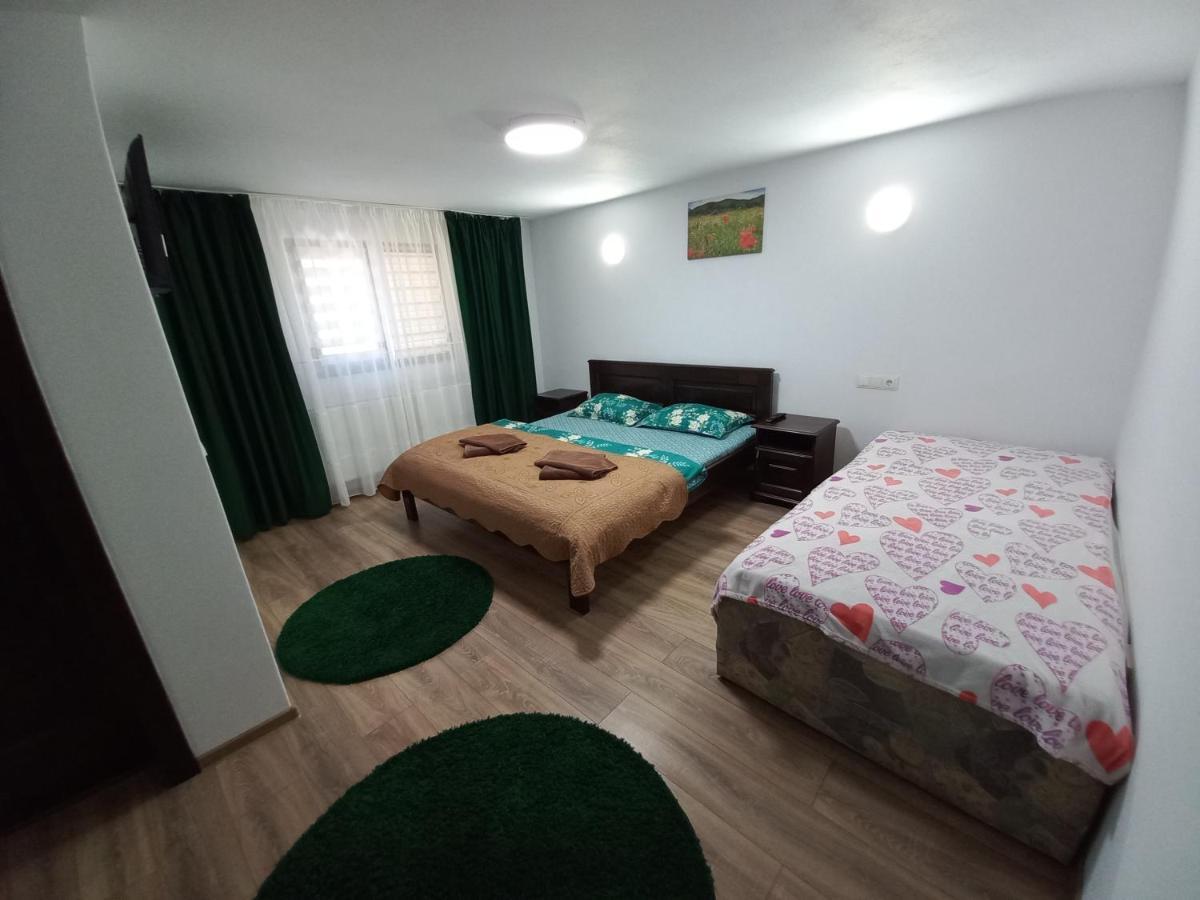 Perla Hotel Colibita Luaran gambar